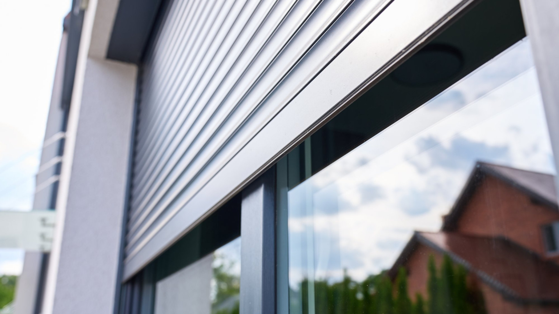 Fenêtres et volets : conseils essentiels pour réussir vos travaux de rénovation